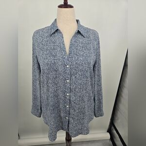 Ann Taylor Navy and White Chevron Button-Down Shirt Large 6368